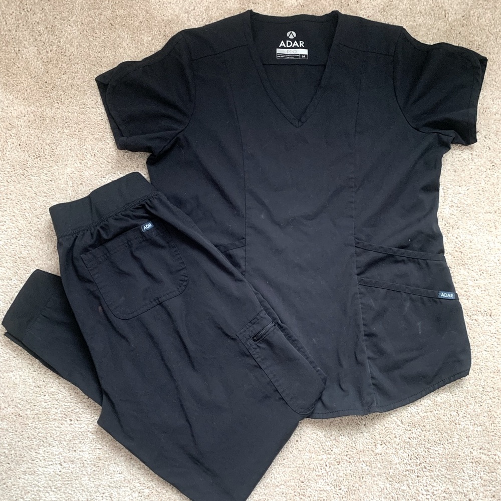ADAR Scrub Set